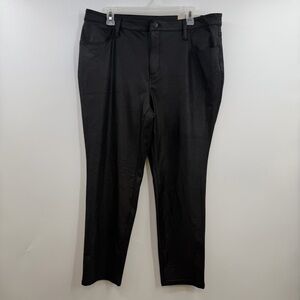 Chico’s Faux Suede Reptile Slim Pants Black 14P 2.5P NWT Petite